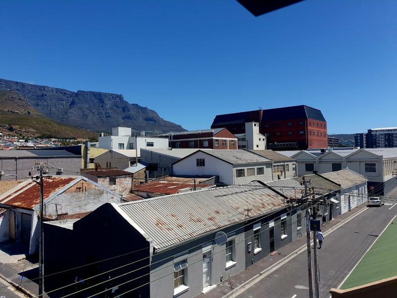 To Let 5 Bedroom Property for Rent in Woodstock Western Cape